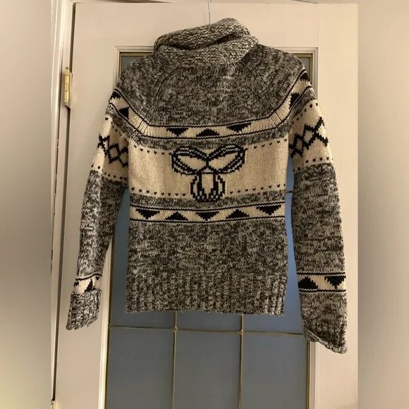 TNA sea to sky Women's Sweater - Picture 7 of 8